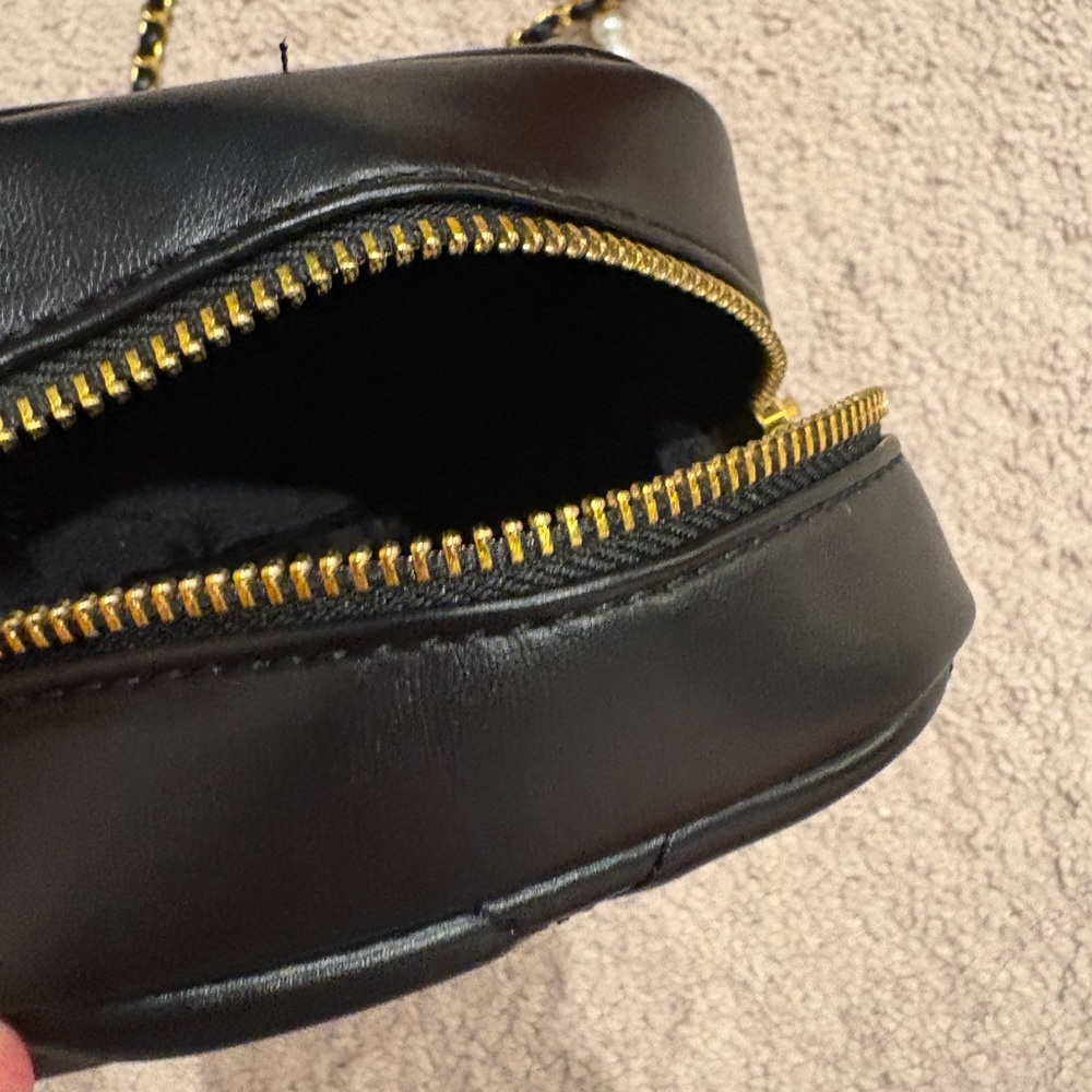 Chanel Makeup GWP Camera Bag Black NEW - Picture 9 of 10